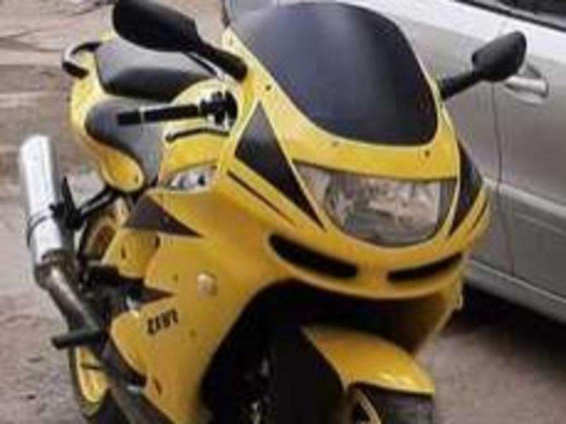 Kawasaki ZX-6R, 2004 il, 1.0 L, 30 000 km