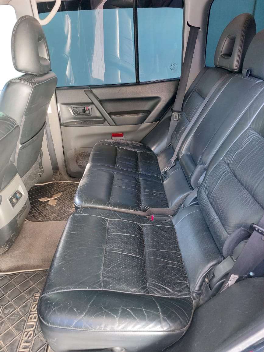 Mitsubishi Pajero, 2002 il, 0.35 L, 208 000 km