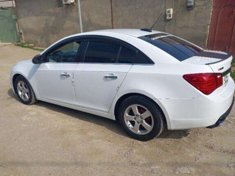 Chevrolet Cruze, 2015 il, 1.4 L, 189 000 km