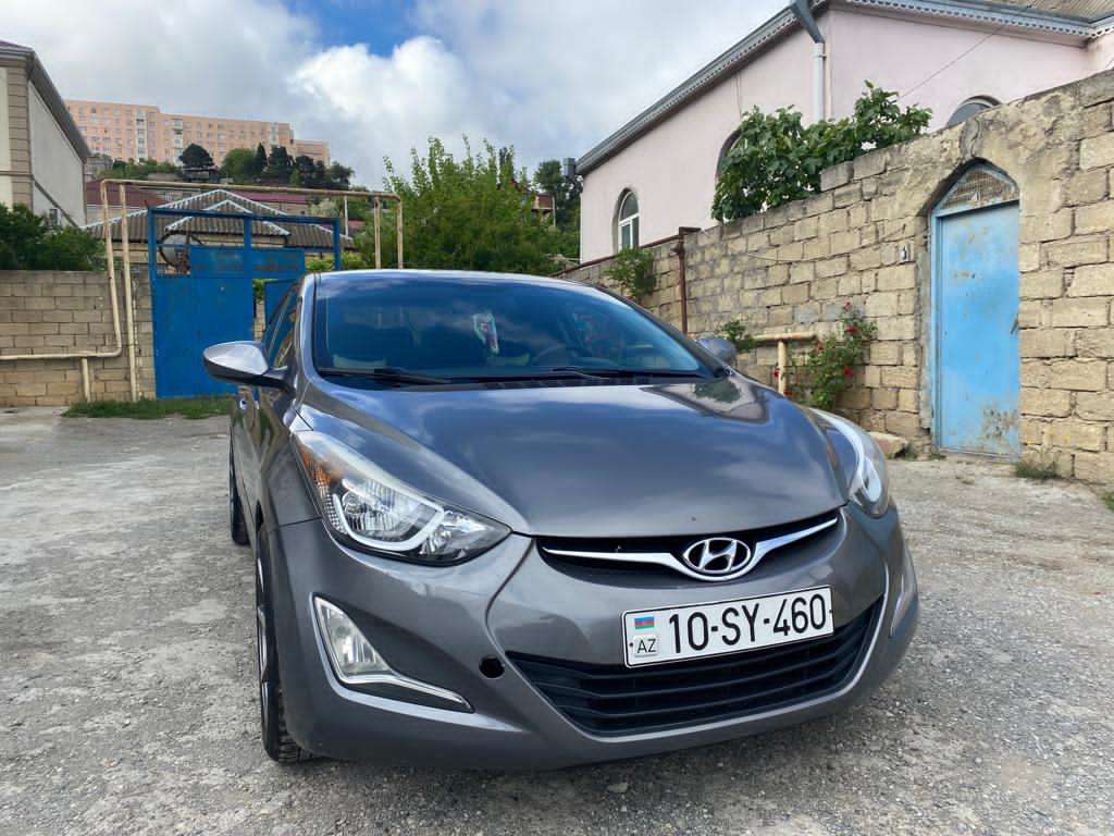Hyundai Elantra, 2014 il, 1.8 L, 85 000 km