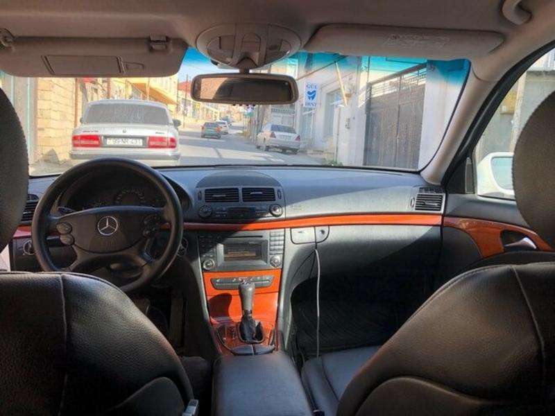 Mercedes E 220, 2008 il, 2.2 L, 380 000 km