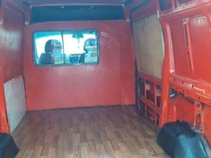 Ford Transit, 2002 il, 2.4 L, 700 000 km