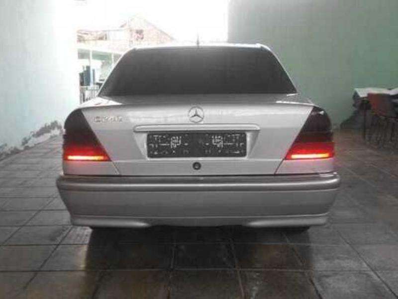 Mercedes C 240, 1999 il, 2.4 L, 259 000 km