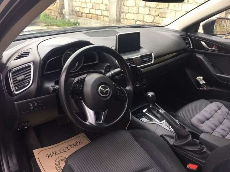 Mazda 3, 2015 il, 2.0 L, 128 000 km