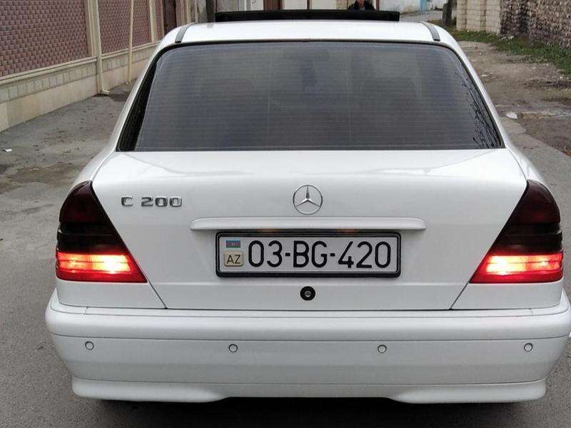 Mercedes C 200, 1998 il, 2.0 L, 334 559 km