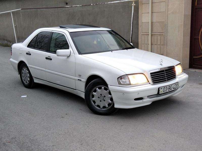 Mercedes C 200, 1998 il, 2.0 L, 334 559 km