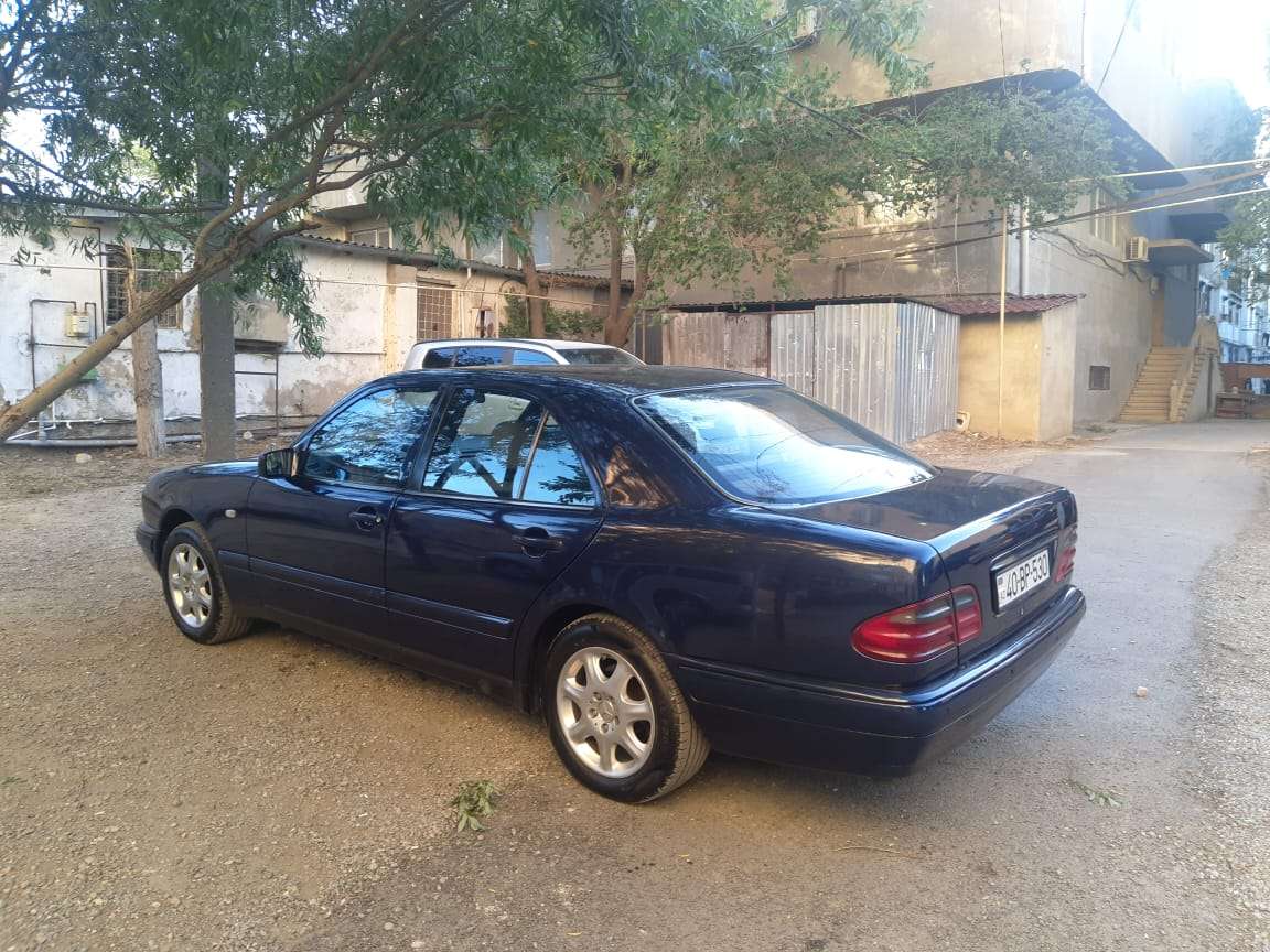 Mercedes E 200, 1997 il, 2.0 L, 354 000 km
