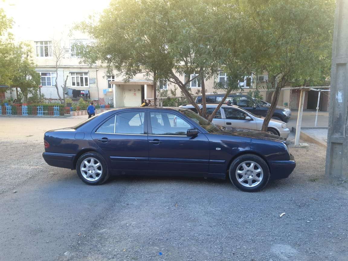 Mercedes E 200, 1997 il, 2.0 L, 354 000 km