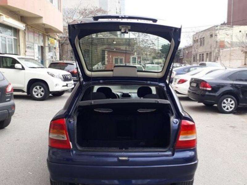 Opel Astra, 1998 il, 1.6 L, 320 000 km