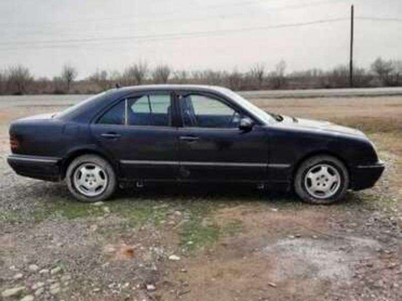 Mercedes E 220, 2000 il, 2.2 L, 354 752 km