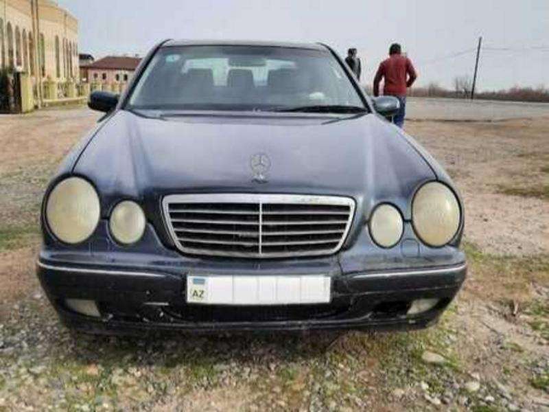 Mercedes E 220, 2000 il, 2.2 L, 354 752 km