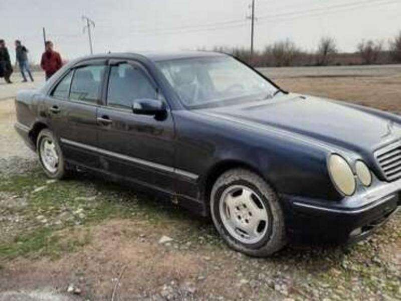 Mercedes E 220, 2000 il, 2.2 L, 354 752 km