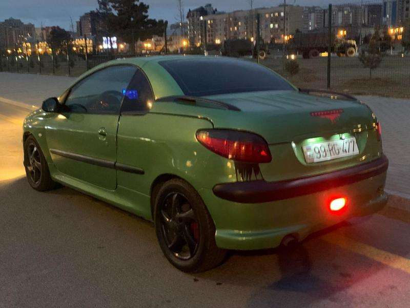 Peugeot 206, 2002 il, 1.6 L, 400 000 km