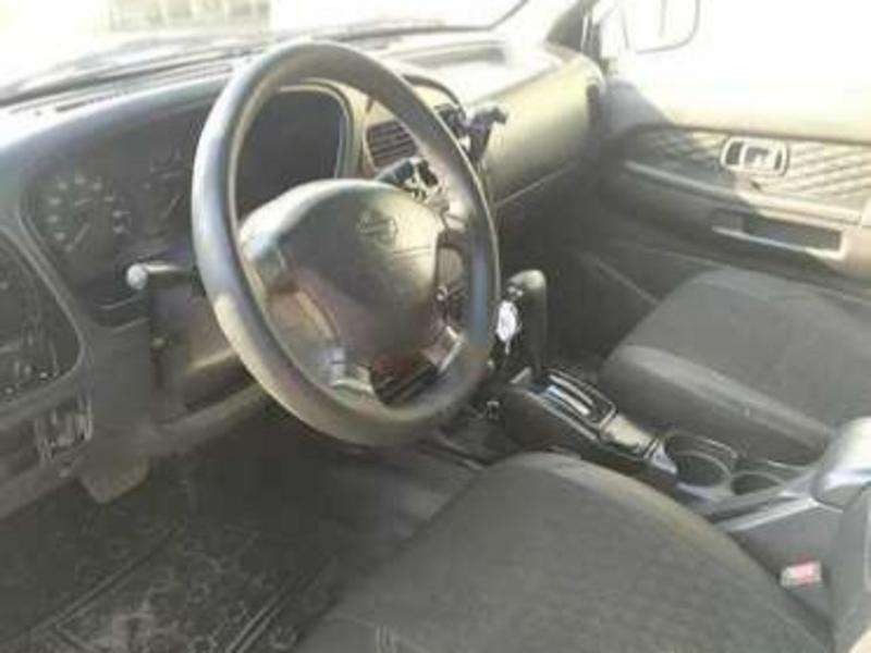 Nissan Pathfinder, 1998 il, 3.3 L, 396 100 km