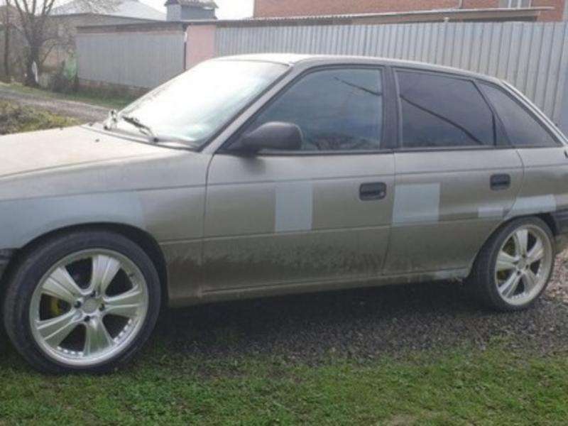 Opel Astra, 1994 il, 1.6 L, 225 000 km