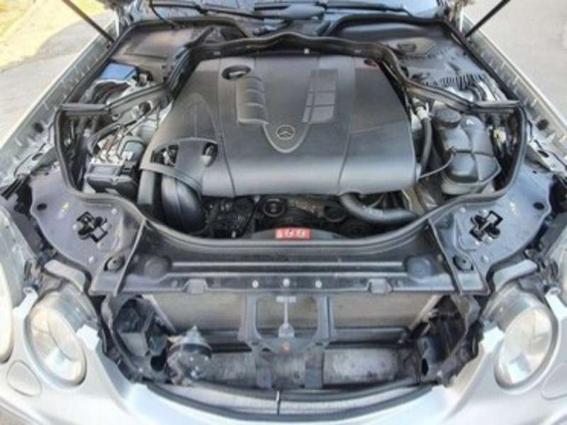 Mercedes E 220, 2006 il, 2.2 L, 288 000 km