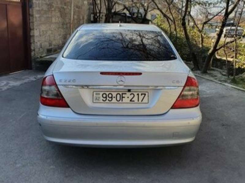 Mercedes E 220, 2006 il, 2.2 L, 288 000 km