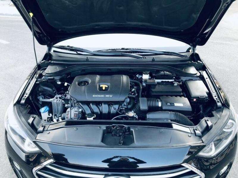 Hyundai Elantra, 2017 il, 2.0 L, 104 000 km