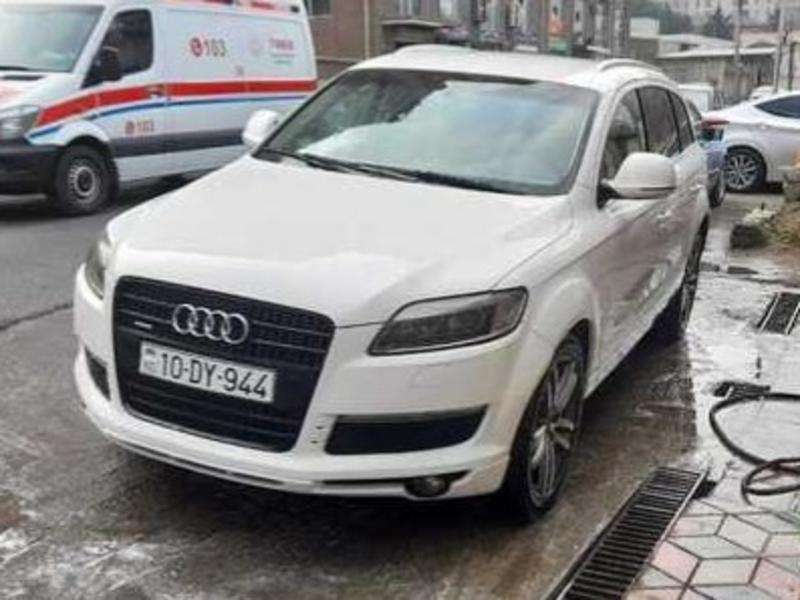 Audi Q7, 2007 il, 4.2 L, 167 000 km