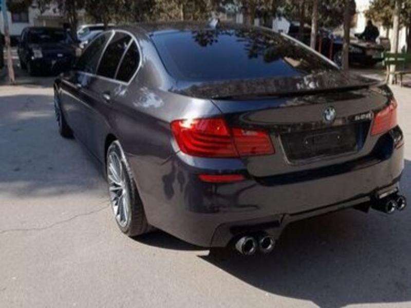 BMW 528, 2015 il, 2.0 L, 127 256 km