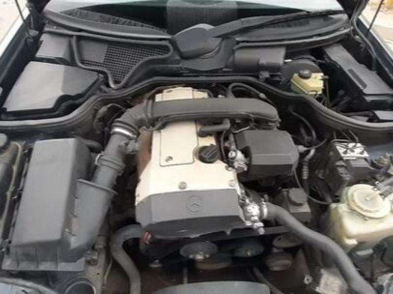 Mercedes E 230, 1997 il, 2.3 L, 590 000 km