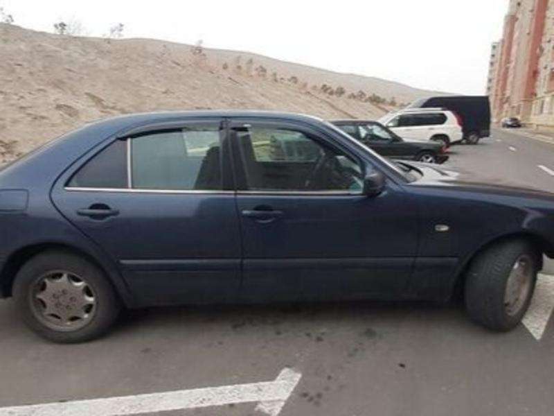 Mercedes E 230, 1997 il, 2.3 L, 590 000 km