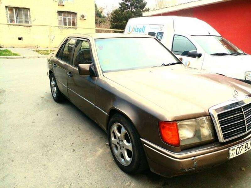 Mercedes E 230, 1990 il, 2.3 L, 225 000 km
