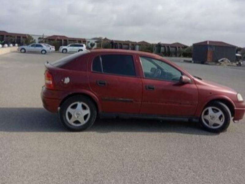 Opel Astra, 1998 il, 1.6 L, 348 000 km