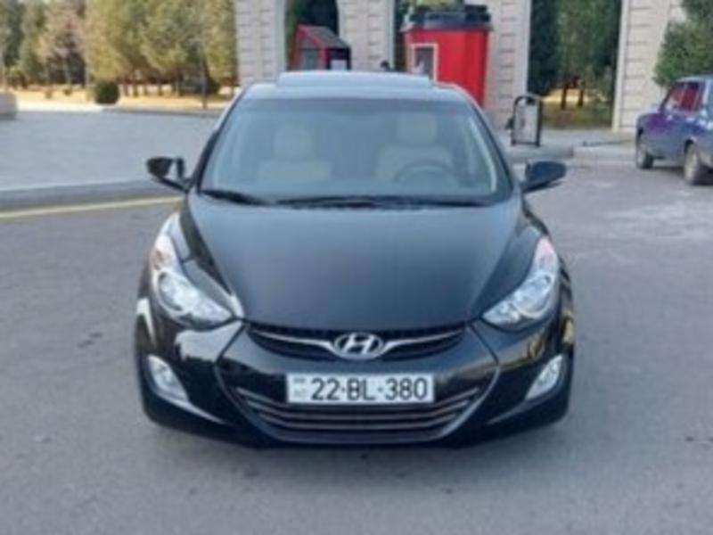 Hyundai Elantra, 2011 il, 1.8 L, 206 000 km