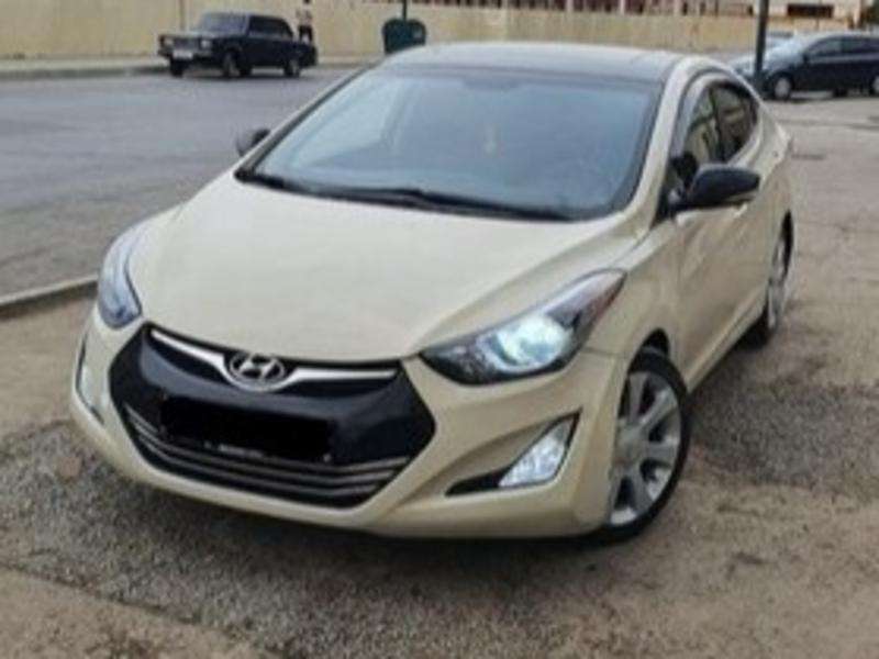 Hyundai Elantra, 2011 il, 1.8 L, 281 000 km
