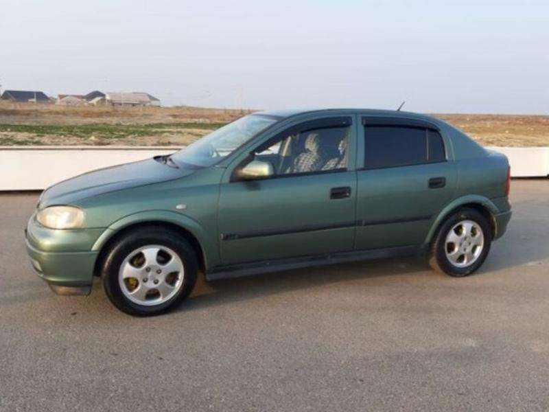 Opel Astra, 1999 il, 2.0 L, 500 000 km