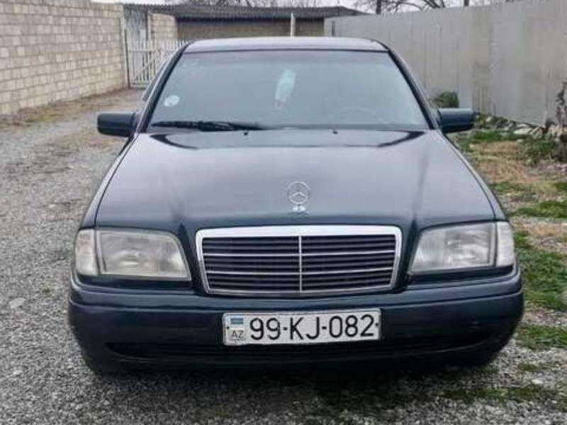 Mercedes C 200, 1996 il, 2.0 L, 250 000 km