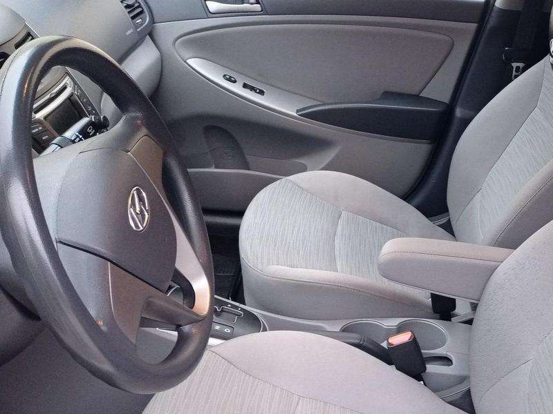 Hyundai Accent, 2014 il, 1.6 L, 117 000 km