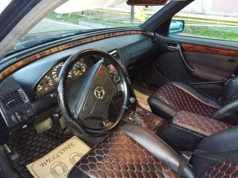 Mercedes C 200, 1999 il, 2.0 L, 302 594 km