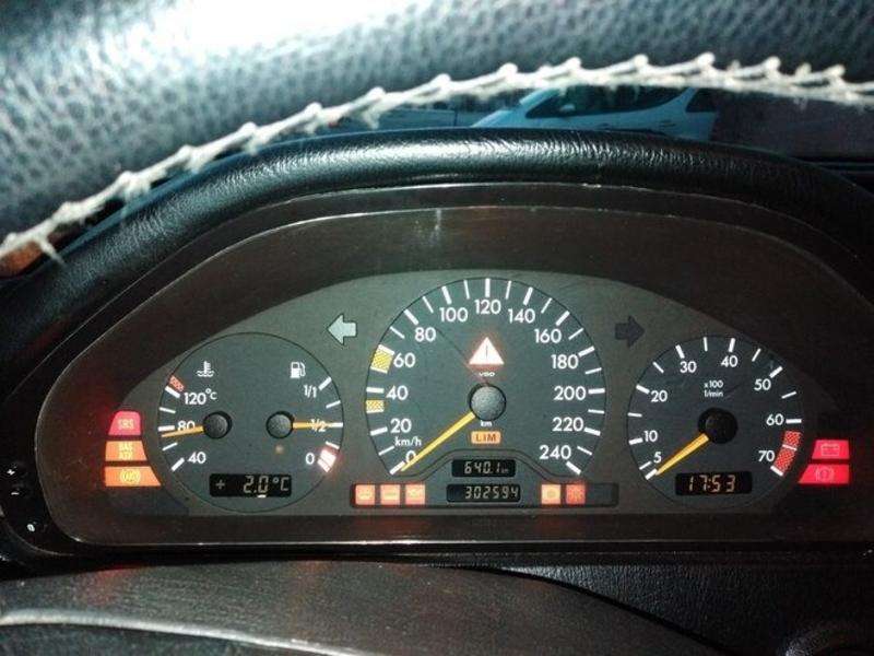 Mercedes C 200, 1999 il, 2.0 L, 302 594 km