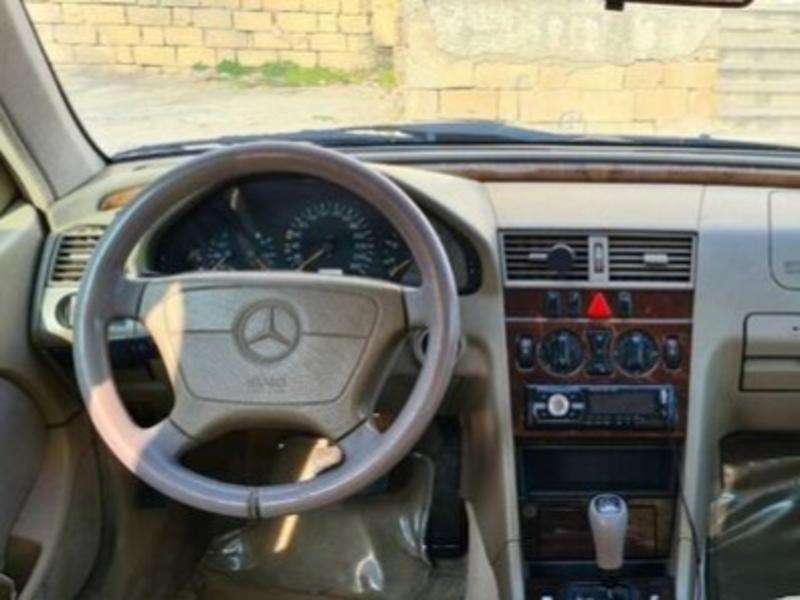 Mercedes C 240, 1998 il, 2.4 L, 358 000 km