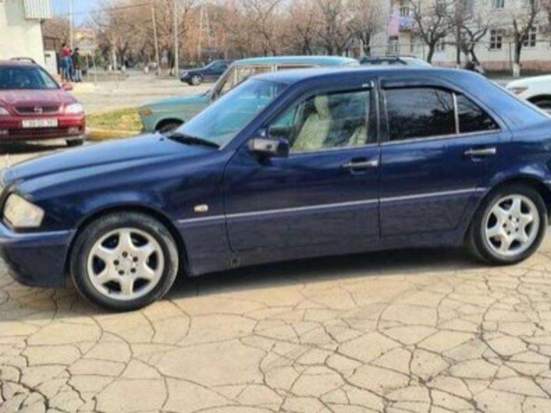Mercedes C 240, 1998 il, 2.4 L, 358 000 km
