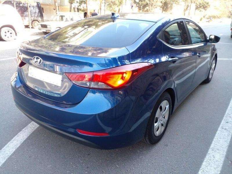 Hyundai Elantra, 2015 il, 1.8 L, 78 000 km