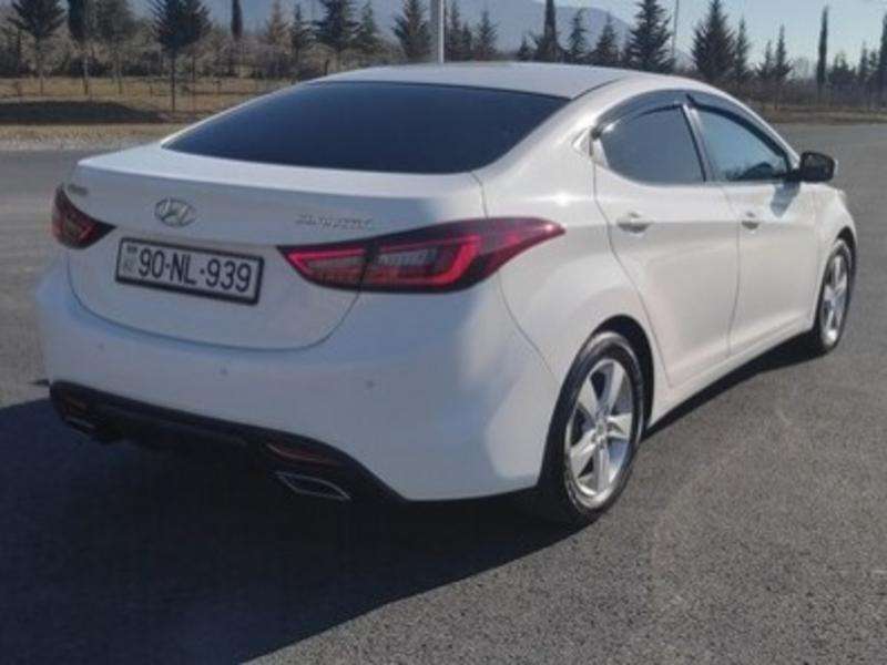 Hyundai Elantra, 2012 il, 1.8 L, 170 000 km