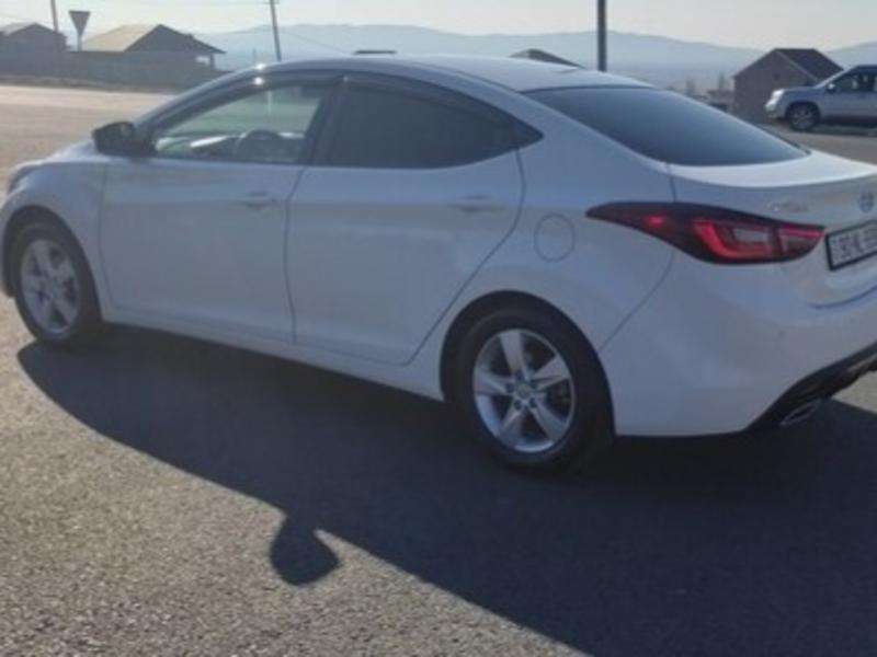 Hyundai Elantra, 2012 il, 1.8 L, 170 000 km