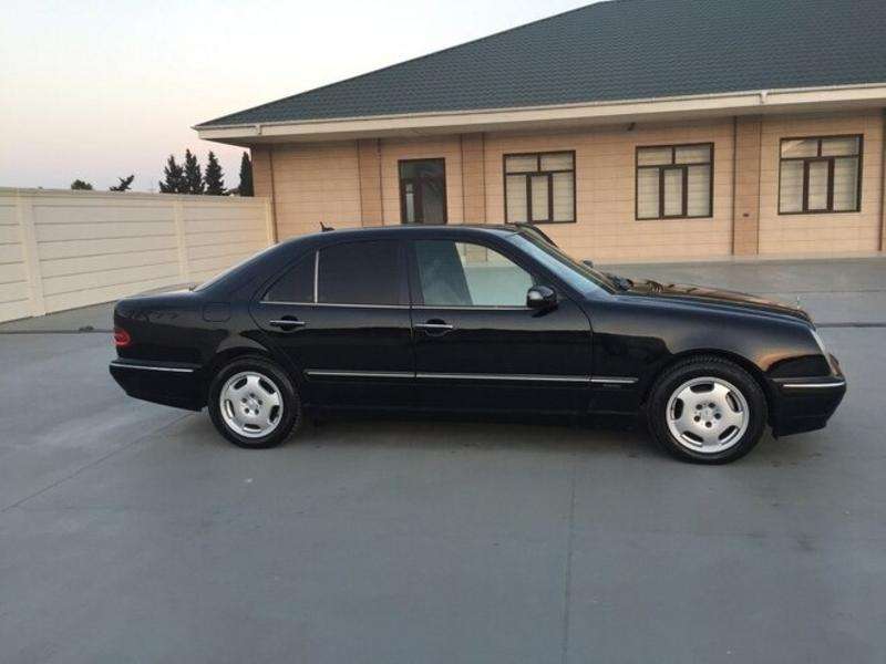 Mercedes E 220, 2001 il, 2.2 L, 563 413 km