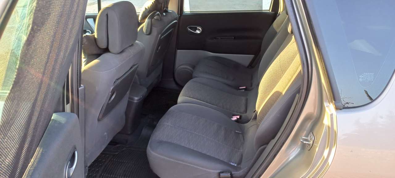Renault Megane Scenic, 2007 il, 1.5 L, 270 000 km