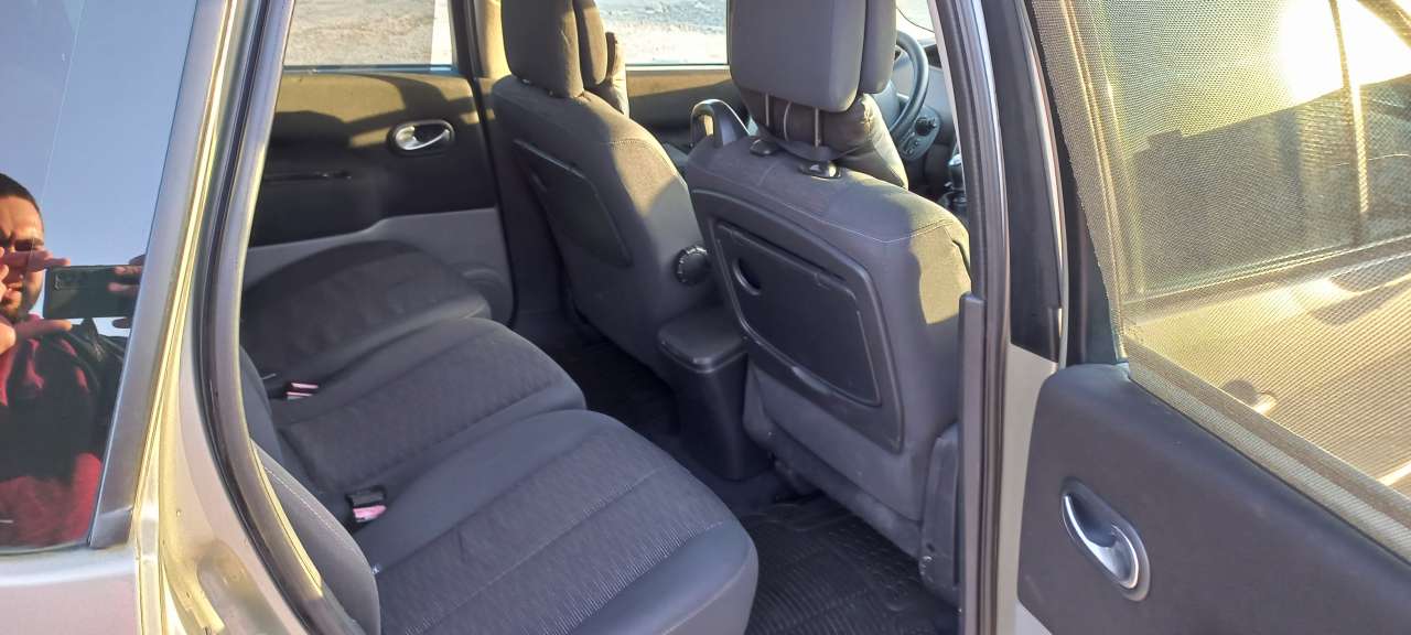 Renault Megane Scenic, 2007 il, 1.5 L, 270 000 km