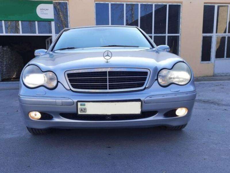 Mercedes C 320, 2001 il, 3.2 L, 312 512 km