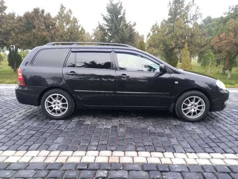 Toyota Corolla, 2005 il, 1.4 L, 216 000 km