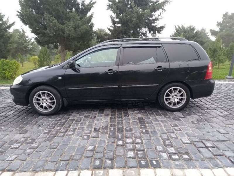 Toyota Corolla, 2005 il, 1.4 L, 216 000 km