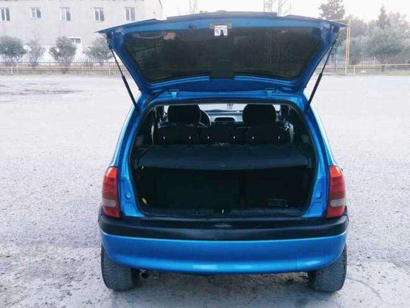 Opel Corsa, 1998 il, 1.2 L, 357 000 km