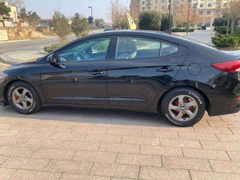 Hyundai Elantra, 2016 il, 1.4 L, 112 000 km