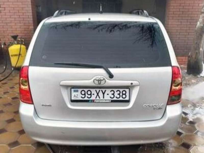 Toyota Corolla, 2005 il, 1.4 L, 292 000 km