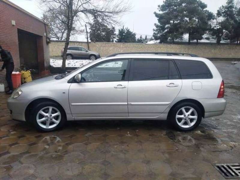 Toyota Corolla, 2005 il, 1.4 L, 292 000 km